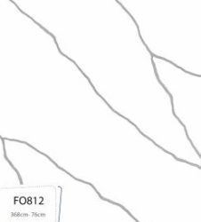 کورین فرمینو Fo812: رنگ و طرح: رنگ زمینه سفید به همراه رگههای بلند و ظریف طوسی.