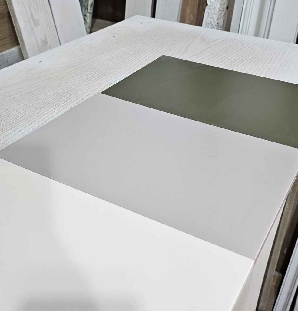بهترین متریال صفحه کابینت، سنگ کورین، سنگ کوارتز، تفاوت سنگ مصنوعی و طبیعی، خرید صفحه کابینت